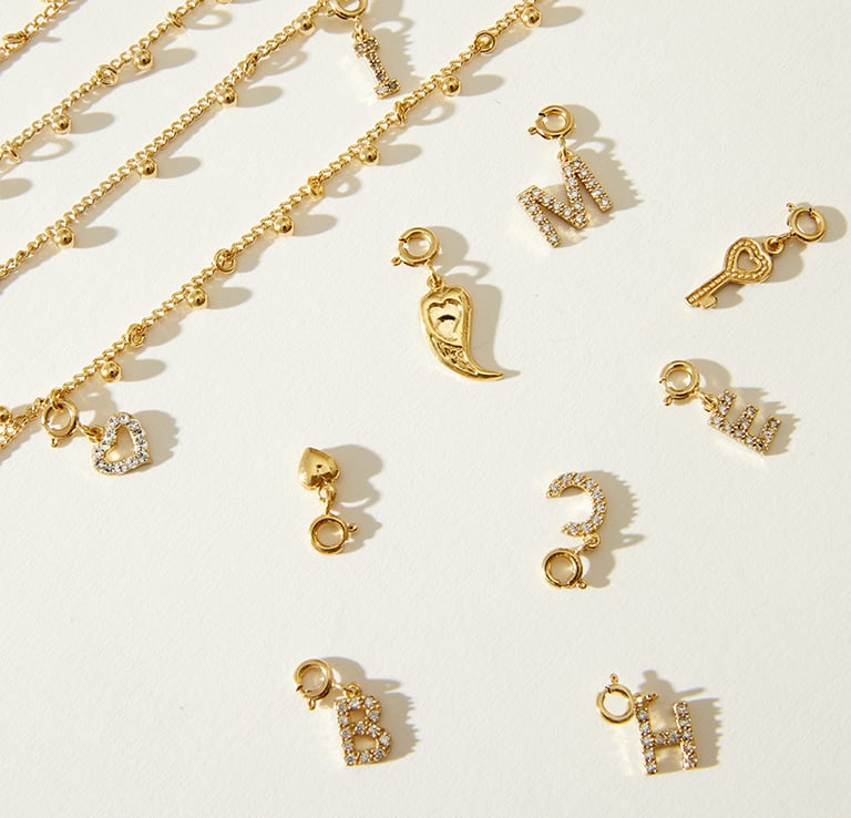 Initial alphabet necklaces & bracelets