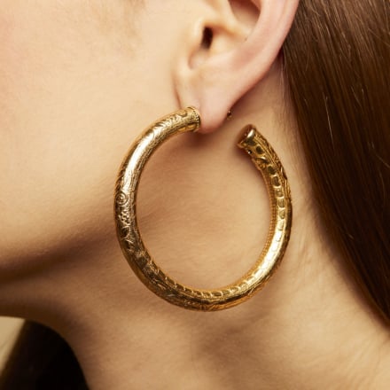 Maoro hoop earrings large size gold